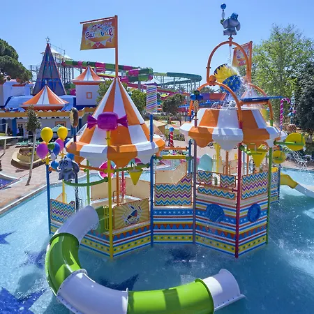 Отель Ic Palace & 5*